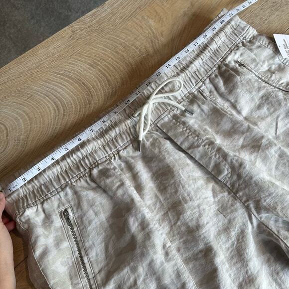 Athleta Cabo Tide Linen Jogger Pant Neutral Camo 22 - Picture 8 of 10